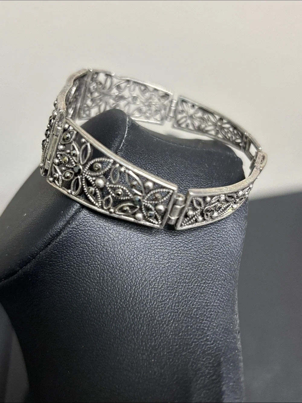 Vintage Panel Dainty Black Marcasite Floral Link Bracelet